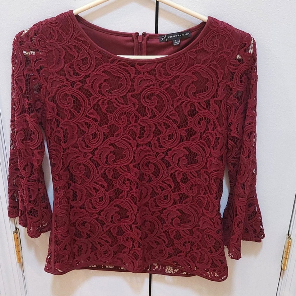 Adrianna Papell maroon lace top size small